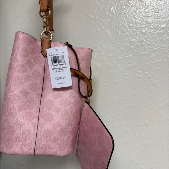 Coach Powder Pink Rowan Bucket Bag In Signature Canvas With Charms - Picture 3 of 3